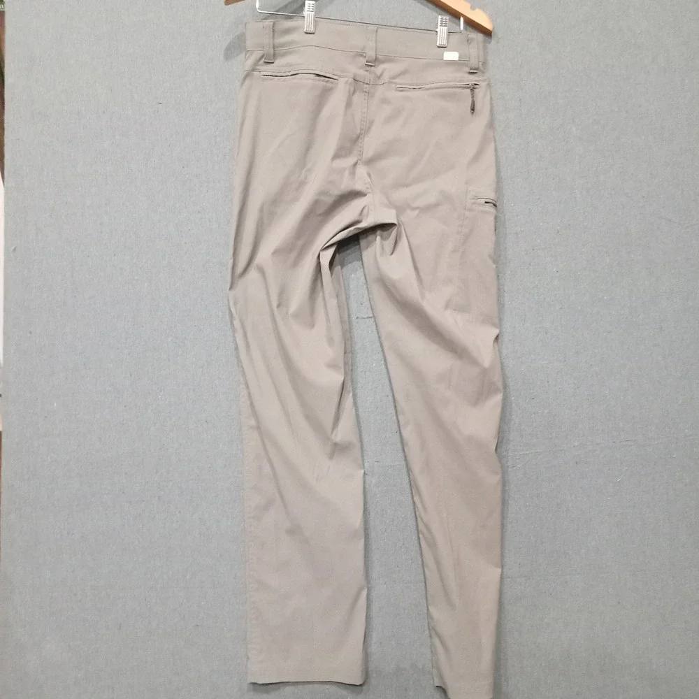 Orvis Mens Tech Pants 32x32 Khaki Tan Outdoor Hiking Travel Straight Leg Pockets